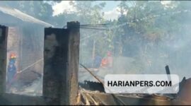 Kebakaran rumah warga di Cilaku (Foto: Tedi/harianpers)