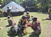 Beoga ~ Payanan Medis Satgas Mobile Raider 300 Sasar ke Rumah Rumah Warga