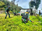 Satgas Mobile Raider 300 Siliwangi Beraksi: Karya Bakti Bersihkan Gereja