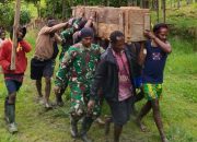 TURUT BERDUKA : SATGAS MOBILE RAIDER 300 SILIWANGI BANTU PEMAKAMAN WARGA PAPUA*