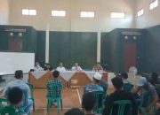 Harapkan Adanya Keterbukaan, Puluhan Warga Datangi Kantor Desa Cikidangbayabang, Kec. Mande