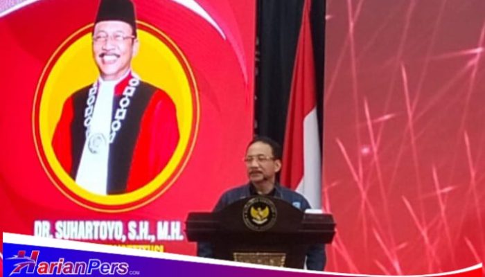 Ketua MK Dr. Suhartoyo., S.H .M.H Sebagai Pemateri PHPU 2024