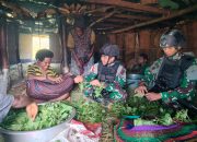 Satgas TNI 300 Siliwangi Hadiri Dawe-dawe Pemberkatan Nama Baru Anak Papua