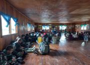 SATGAS TNI 300 SILIWANGI LAKSANAKAN IBADAH BERSAMA DI WULONI PAPUA