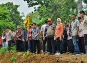 Tinjau Luapan Sungai Cimanuk, Plt BPBD Dampingi Bupati Hj Nina Agustina
