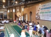 Meraih Keberkahan Ramadhan, DKM Masjid Jami Nurul Huda Santuni Anak Yatim