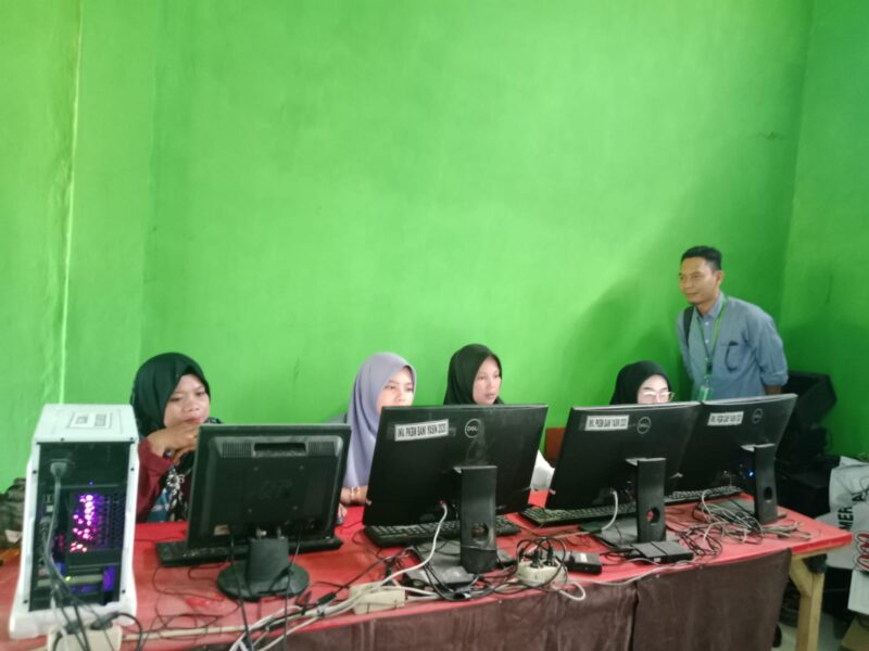 Foto : Peserta PKBM Bani Yasin 