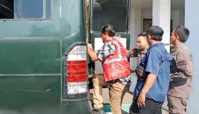 Kejari Indramayu Resmi Tahan 4 Tersangka Dugaan  Pidana Perbankan BPR Indramayu Jabar