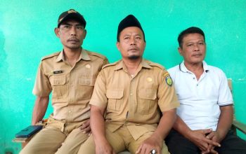 Pertanyakan Hak Tunjangan PAD Desa Kerticala, 3 Perangkat Desa Di Pecat