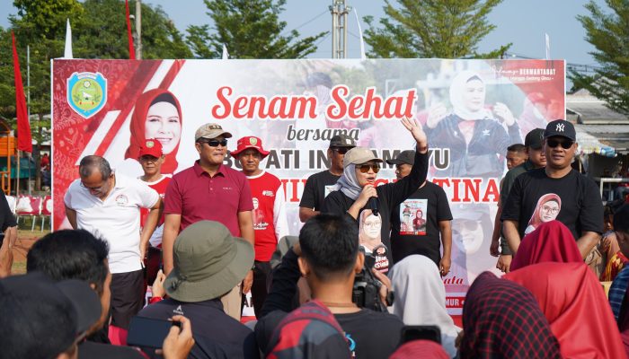 Senam Sehat Bersama Bupati Nina Agustina Ribuan Masyarakat Padati Lapangan Kujang Patrol