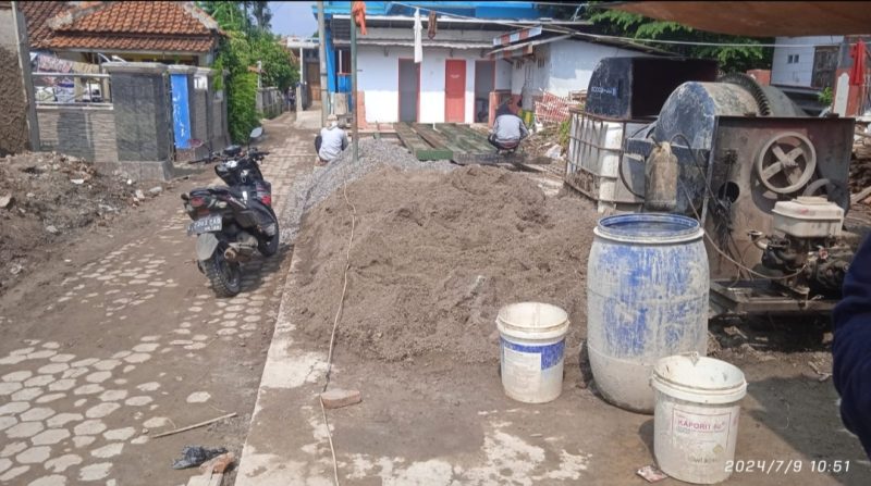 Pelaksanaan rehab ruang kelas baru 