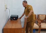 Pengadaan lampu jalan tenaga surya ada dugaan ada indikasi penyimpamgan sehingga merugikan uang negara.