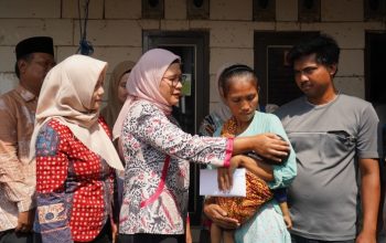 Bupati Nina Agustina Sigap Tangani Pengobatan Muhammad Tahta Sipenderita Pembesaran Perut