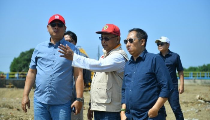 Debit Cimanuk Naik, Pjs. Bupati Indramayu Pastikan Kondisi Aman