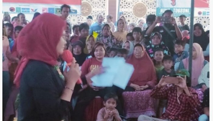 Masyarakat Kampung Nelayan Karangsong Siap Ukir Kemenangan Hj Nina Agustina 