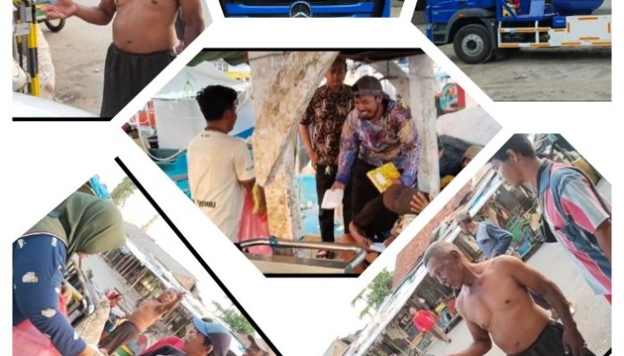 Jum’at Berkah Karangsong, PT MSM Suplayer BBM Industri Wilayah Jabar Berbagi Nasi Kotak