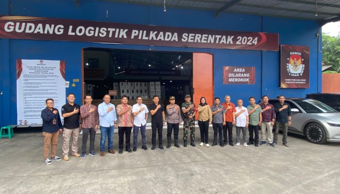 Pastikan Aman, Pjs. Bupati Indramayu Monitoring Gudang Logistik Pilkada