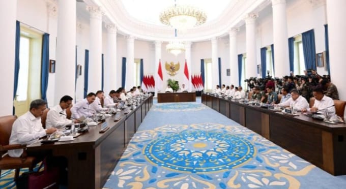 Presiden Prabowo Subianto memimpin Sidang Perdana Dewan Pertahanan Nasional (DPN) di Istana Kepresidenan Bogor, Jawa Barat, pada Jumat, 7 Februari 2025. Foto: (BPMI Setpres/Muchlis Jr)