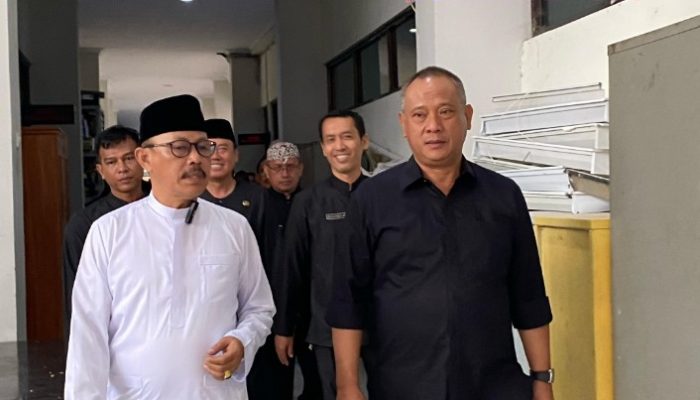 Hari Pertama Bertugas, Wabup Syaefudin Keliling Pendopo Indramayu dan Ramah Tamah Dengan ASN
