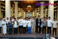 Tablig Akbar Peringatan Nuzulul Qur’an: Indramayu Bersatu, Ekonomi Syariah Maju