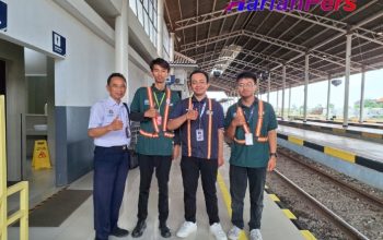 KAI Daop 3 Cirebon, Railfans Rela Berlebaran Bersama Penumpang