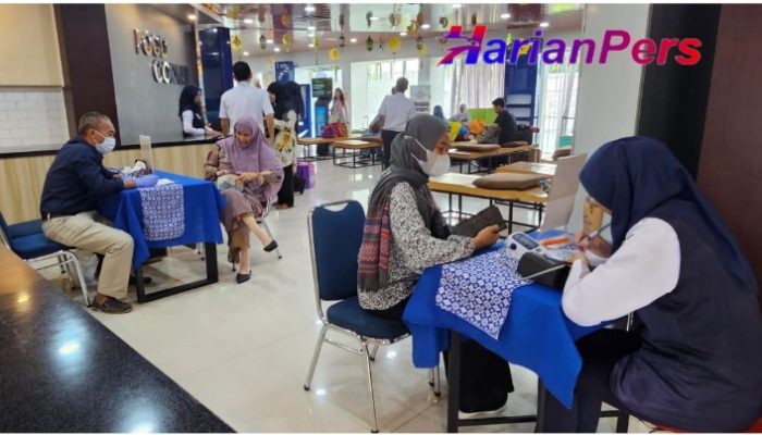 Arus Balik Lebaran, KAI Berikan Layanan Kesehatan Gratis di Stasiun Cirebon