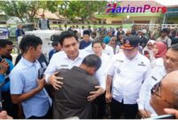 Bupati Indramayu Lucky Hakim Tinjau Pemulihan Korban Angin Puting Beliung 