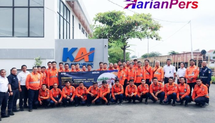 KAI Beri Pelatihan PJL, Garda Terdepan Keselamatan di Perlintasan KA