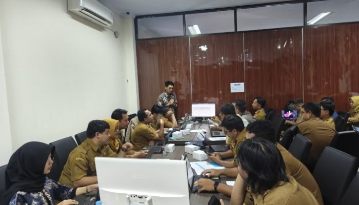 Diskominfo Indramayu Laksanakan Kegiatan Desk dan Validasi Penyusunan Masterplan Smart City 2025