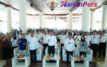 Bupati Indramayu Serahkan SK CPNS, ASN Kudu Eman Ning Masyarakat