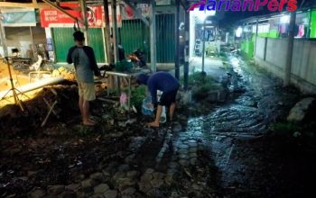 Ada Galian Pipa PDAM Indramayui, Jalan Bojong Sari Jadi Tercemar lumpur 