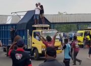Kami Bukan Kriminal” — Jeritan Sopir Truk Tolak Aturan ODOL