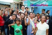 Bupati Lucky Hakim Beri Kontrakan Sopiah dan Jadikan Petugas Kebersihan di PT. BWI