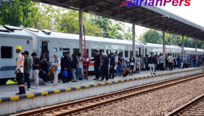 Jabar Gembira Tiket Kereta Api Diskon 30% Cek Daftarnya Yang Melintas di Cirebon