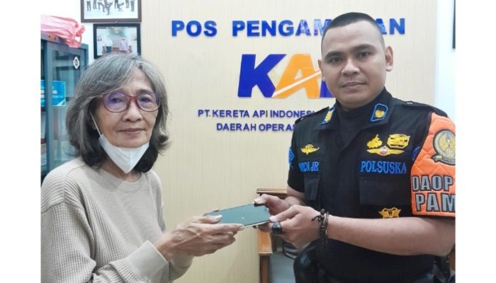 Layanan Lost and Found KAI Daop 3 Cirebon Berikan Rasa Tenang Penumpang