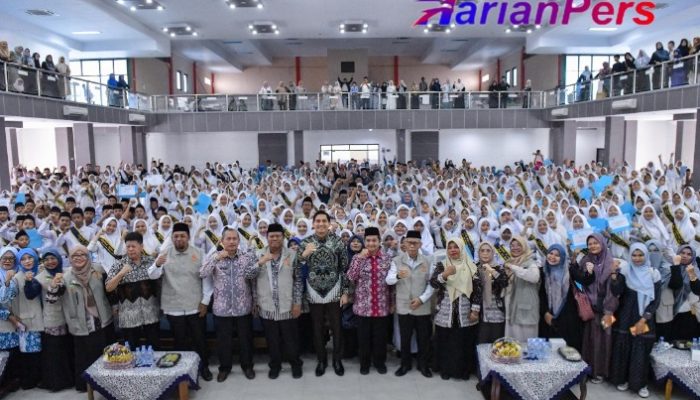 Bupati Lucky Hakim Apresiasi 500 Siswa Penghafal Al-Qur’an 
