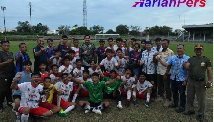 Lucky Hakim Buka Turnamen Sepak Bola Bupati Cup 2025, Hadiah Puluhan Juta Rupiah