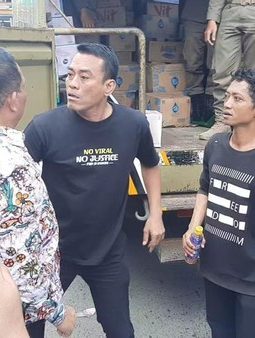 Kabupaten Pati Memanas, Satpol Pamong Praja Vs Warga.