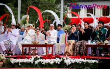 Bupati Indramayu Meriahkan Kirab Budaya HUT Jawa Barat 