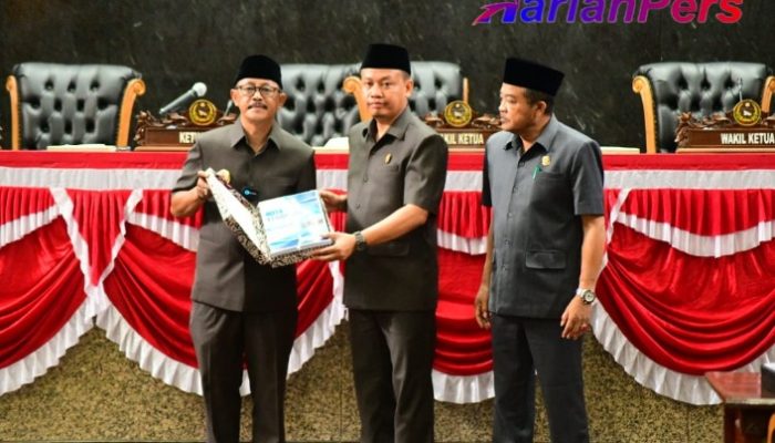Bupati Indramayu Sampaikan Nota Penjelasan Perubahan APBD 2025, Volume Naik 3,91 Triliun