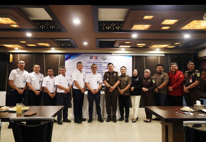KAI Daop 3 Cirebon Tandatangani Kerjasama Bersama Kejari Subang