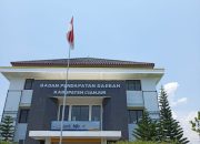 Arogansi Pejabat Bapenda Cianjur Saat Dimintai Data Capaian Pendapatan Tuai Kritik