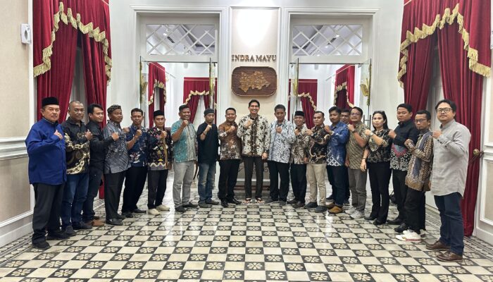 Bukber, Lucky Hakim Tekankan Keterbukaan, AMKI Jaga Independensi