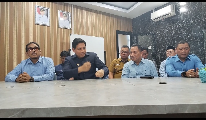 Polemik Perumdam Memanas, Lucky Hakim Turun Tangan Langsun