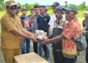 Bupati Piter Gusbager Bayarkan Ganti Untung di Dua Tempat