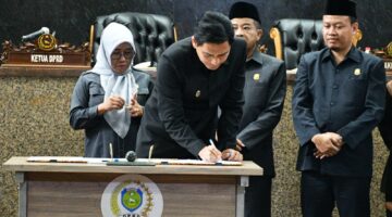DPRD INDRAMAYU Gelar Rapat Laporan Pansus 5 Rencana Alih Status RSUD R.A & Penyertaan Modal PT BPR