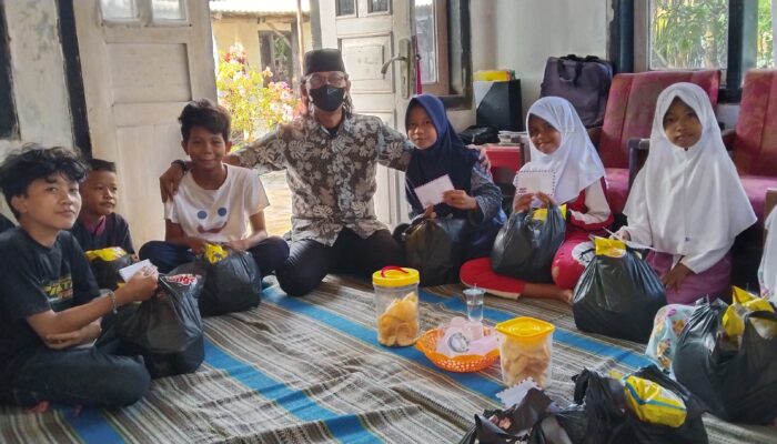 PT INDAH RAYA SANTOSA CABANG JABAR Berbagi Kasih Bersama Anak Yatim Piatu