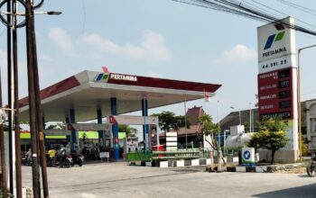 Diduga SPBU 44.581.25 Panunggalan Sarang Pengangsu BBM Bersubsidi Jenis Pertalit.