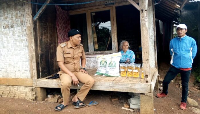 Blusukan Sampai ke Dapur Warga, Kades Mekar Jaya Kawal Habis Penyaluran Bapang 2026