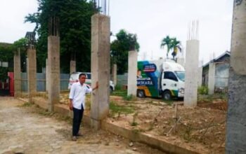 Dua Minggu Jalan Ditutup Total, Pembangunan Rabat Beton Baros Tuai Keluhan Warga